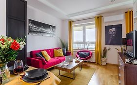 Luxury Apartments In Platinum Tower